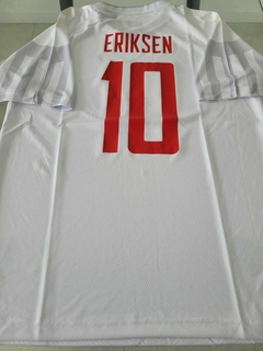 Camiseta Hummel Dinamarca Blanca Eriksen 10 2022 2023 Qatar - Roda Indumentaria