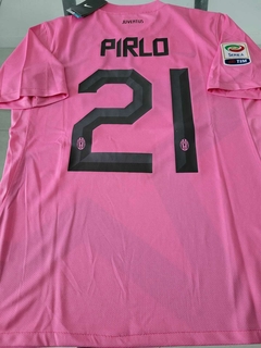 Camiseta Nike Juventus Retro Rosa Suplente Pirlo #21 2011 2012