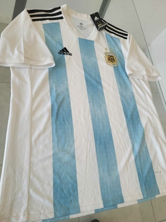 Camiseta Adidas Retro Argentina Titular 2018 en internet