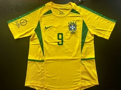 Camiseta Nike Brasil Retro Titular Ronaldo 9 2002 - comprar online
