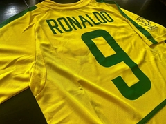 Imagen de Camiseta Nike Brasil Retro Titular Ronaldo 9 2002