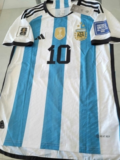 Camiseta adidas Argentina HeatRdy Titular Parche Campeon Messi 10 2022 2023 3 Estrellas + Eliminatorias en internet