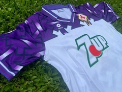 Camiseta Lotto Fiorentina Retro Suplente Blanca (7up) Batistuta 9 1992 1993 - Roda Indumentaria