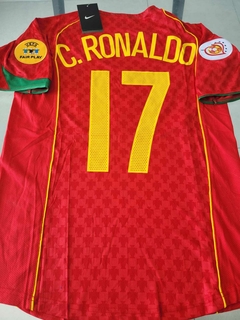 Camiseta Nike Retro Portugal Titular Cristiano Ronaldo #17 2004 - Roda Indumentaria