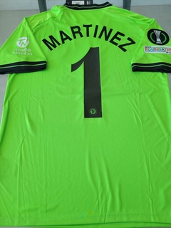 Camiseta Castore Aston Villa Dibu Martinez Verde Arquero 2023 2024