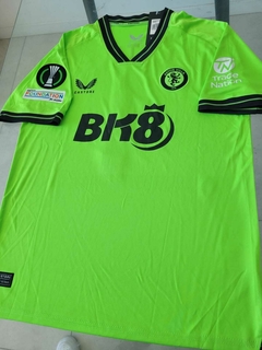 Camiseta Castore Aston Villa Dibu Martinez Verde Arquero 2023 2024 en internet