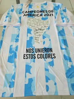 Camiseta adidas Argentina Titular 2021 2022 Parches Campeon de America + FIrmas - Roda Indumentaria