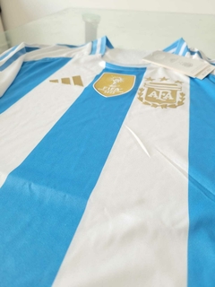 Camiseta adidas Argentina HeatRdy Titular Parche Campeon 2024 2025 3 Estrellas Copa America Match - tienda online
