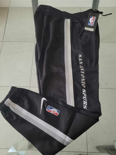 Pantalon Entrenamiento Nike San Antonio Spurs NBA Negro 2023 2024 Entrenamiento #RODAINDUMENTARIA - comprar online