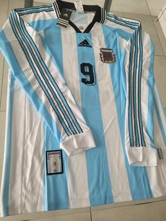 Camiseta Adidas Argentina Retro Manga Larga Titular Batistuta 9 1998 en internet