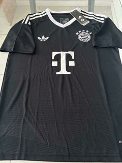 Adidas munich negras hotsell