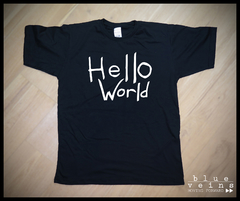 Remera Doom Patrol Hello World