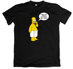 Remera los simpson homero hable más fuerte que tengo una toalla negra