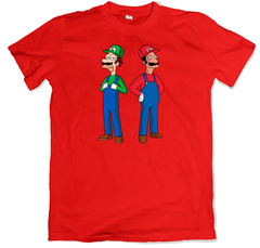 Remera los simpson super mario bros carl mario lenny luigi roja