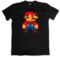 Remera videojuegos clásicos nintendo super mario bros mario 8 bit negra