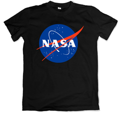 Remera sociedad nasa logo negra