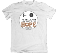 Remera cine Rogue One a Star Wars Story Rebelios are built on hope x-wing blanca