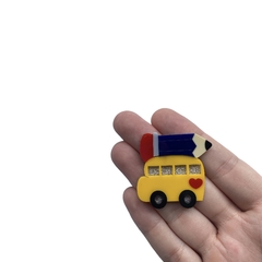 Aplique Ônibus Escolar Coração Lápis Azul Acrílico - 2 unidades - comprar online