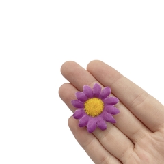Aplique Flor Artificial Margarida Lilás Pequena - 4 unidades - comprar online