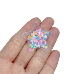 Aplique Estrela Plástico Pequena com Corações Coloridos - 2 unidades - comprar online