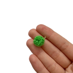 Pompom Malha Telinha Verde (1.5cm) - 10 unidades - comprar online