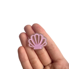 Aplique Concha do Mar Espelhada 3D Lilás Glitter - 2 unidades - ApliqueMe | Apliques incríveis para seu artesanato!