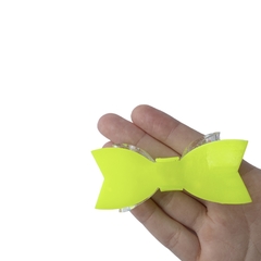 Aplique Lacinho Amarelo Neon Acrílico 3D - 2 unidades na internet