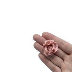 Aplique Flor Rosa Modelada Biscuit Rosé - 2 unidades - comprar online