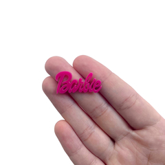 Aplique Palavra Barbie Pink Acrílico (3cm) - 2 unidades - comprar online