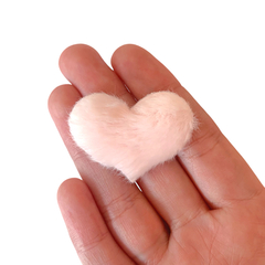Aplique Coração Pelinhos Pequeno Rosa Bebê (3cm) - 2 unidades - comprar online