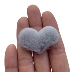 Aplique Coração Pelinhos Pequeno Cinza (3cm) - 2 unidades - comprar online