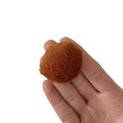 Pompom Pelinho Liso Marrom Chocolate (4.0cm) - 2 Unidades - ApliqueMe | Apliques incríveis para seu artesanato!