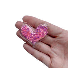 Aplique Coração Plástico com Micro Estrelas Rosa (Modelo 3)