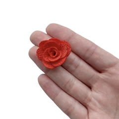 Aplique Flor de Tecido Vermelha (2.5cm) - 5 unidades - ApliqueMe | Apliques incríveis para seu artesanato!