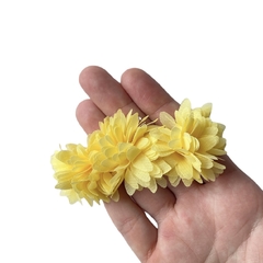 Aplique Flor Tripla Voal Amarelo (6.5cm) - 2 unidades - comprar online