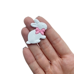 Aplique Coelhinho Branco Laço Rosa Emborrachado - 2 unidades - comprar online