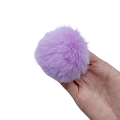 Pompom Pelinho Liso Lilás (6cm) - 2 unidades - ApliqueMe | Apliques incríveis para seu artesanato!