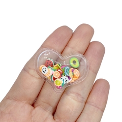 Aplique Coração Plástico Pequeno com Frutinhas - 2 unidades - comprar online