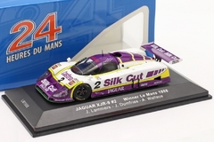 Miniatura Jaguar XJR-9LM #2 TWR Silk Cut - Vencedor Le Mans 1988 - 1/43 Ixo