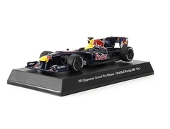 Miniatura Red Bull RB6 #5 F1 - S. Vettel - GP Japão 2010 - 1/64 Kyosho