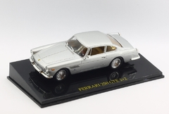 Miniatura Ferrari 250 GTE 2+2 Prata - 1/43 Altaya