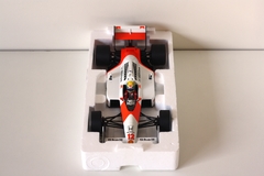 Miniatura McLaren Honda MP4/4 #12 F1 - Ayrton Senna - 1988 - 1/18 Minichamps