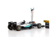 Miniatura Mercedes-Benz AMG W07 #6 - N. Rosberg - GP Abu Dhabi 2016 - 1/43 Spark