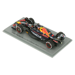 Miniatura Red Bull RB18 #1 F1 - M. Verstappen - Vencedor GP Miami 2022 - 1/43 Spark