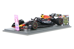 Miniatura Red Bull RB18 #1 F1 - M. Verstappen - GP Japão 2022 - 1/43 Spark