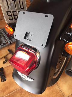 Imagem do Suporte De Placa Inclinado M1 - Harley Davidson Sportster / Dyna / Softail