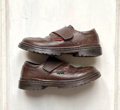 32 | Kickers | zapatos escolares cuero marron con abrojo - comprar online