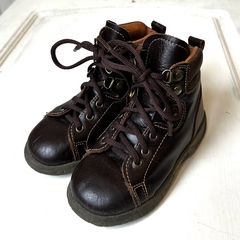 T24 | calza viva | botas de cuero marron altas con cordones