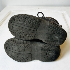 T24 | calza viva | botas de cuero marron altas con cordones - comprar online