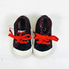 PLAY | T20 | Grisino | zapatillas altas negras cordones rojos